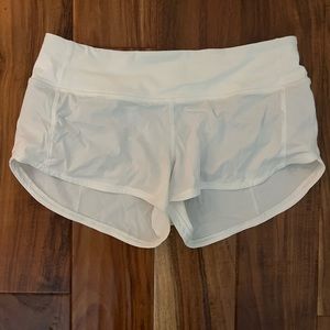 White lululemon shorts